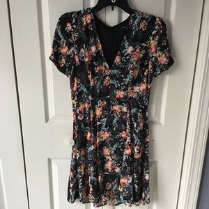 NWT French Connection Women’s Delphine Crepe Dress sz 4